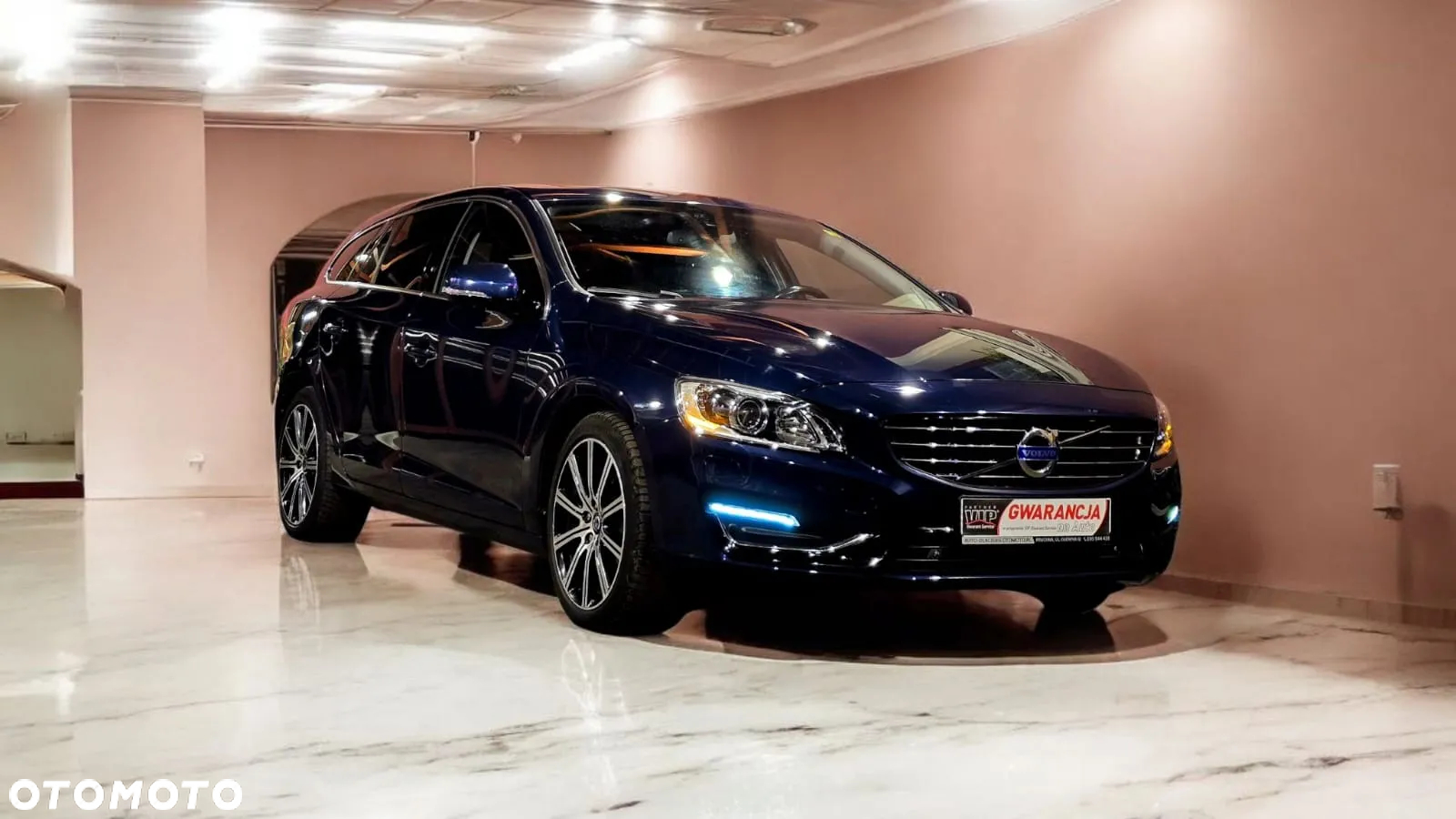 Volvo V60 D5 AWD - 6