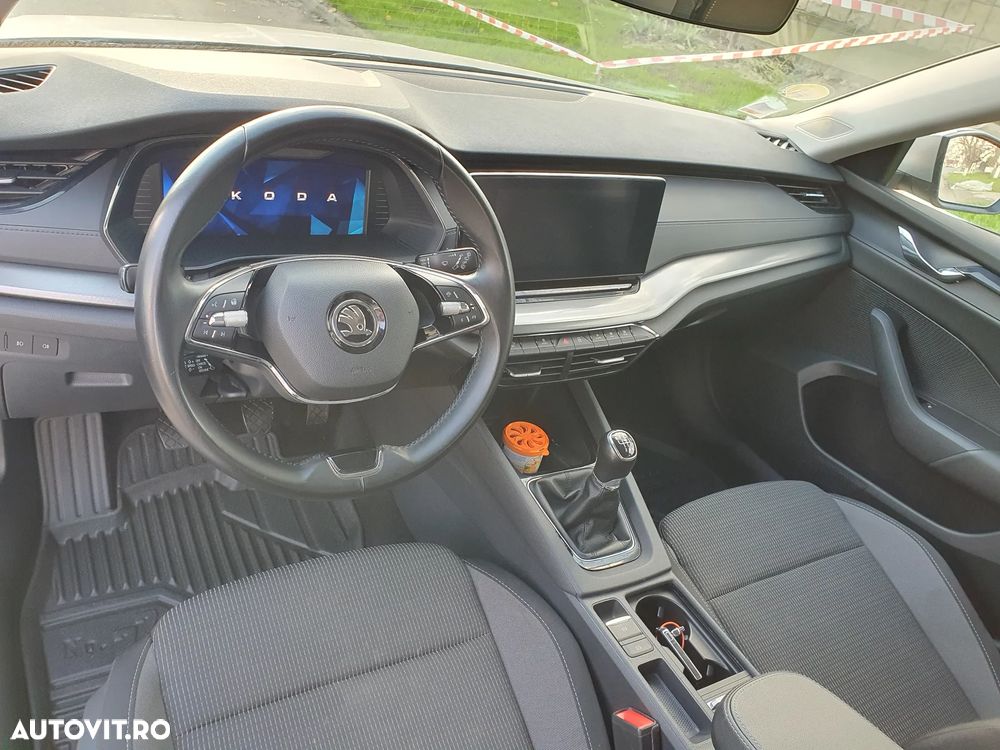 Skoda Octavia Combi 2.0 TDI Tour - 16