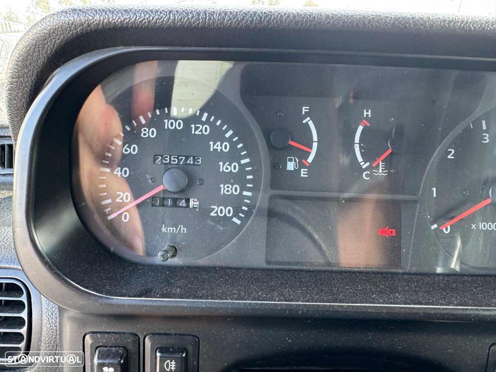 Hyundai Galloper - 13