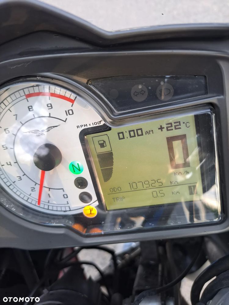 Moto Guzzi Stelvio - 5