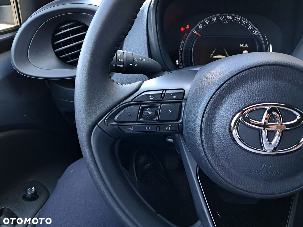 Toyota Aygo X - 17