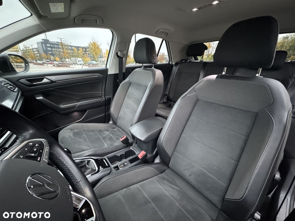Volkswagen T-Roc 1.5 TSI Style DSG - 22