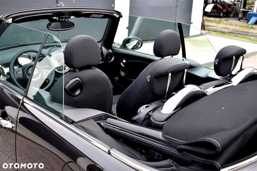 MINI Cooper Cabrio Highgate - 31