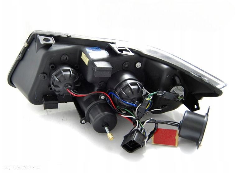 LAMPY REFLEKTORY DO BMW E90/E91 OD 2005 DO 2008 Ringi 3D DIODOWE KIERUNKI - 4