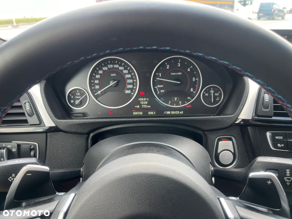 BMW Seria 3 330d xDrive M Sport Sport - 10