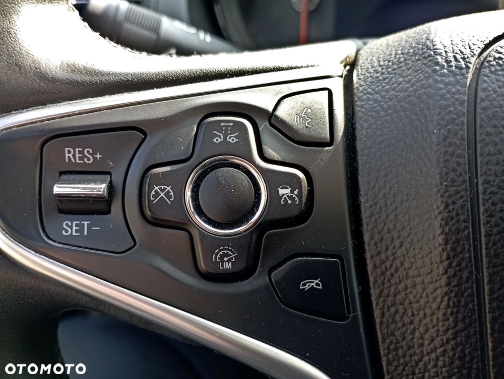 Opel Insignia 2.0 CDTI ecoFLEX Start/Stop Business Innovation - 10