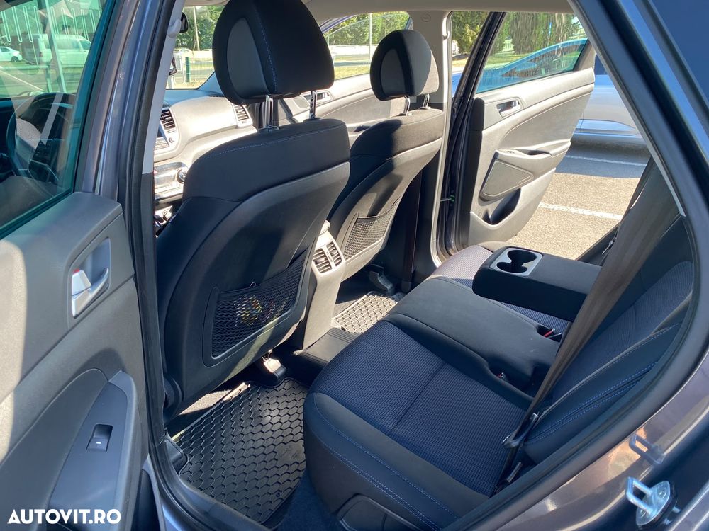 Hyundai Tucson 2.0 CRDI 2WD Style - 17