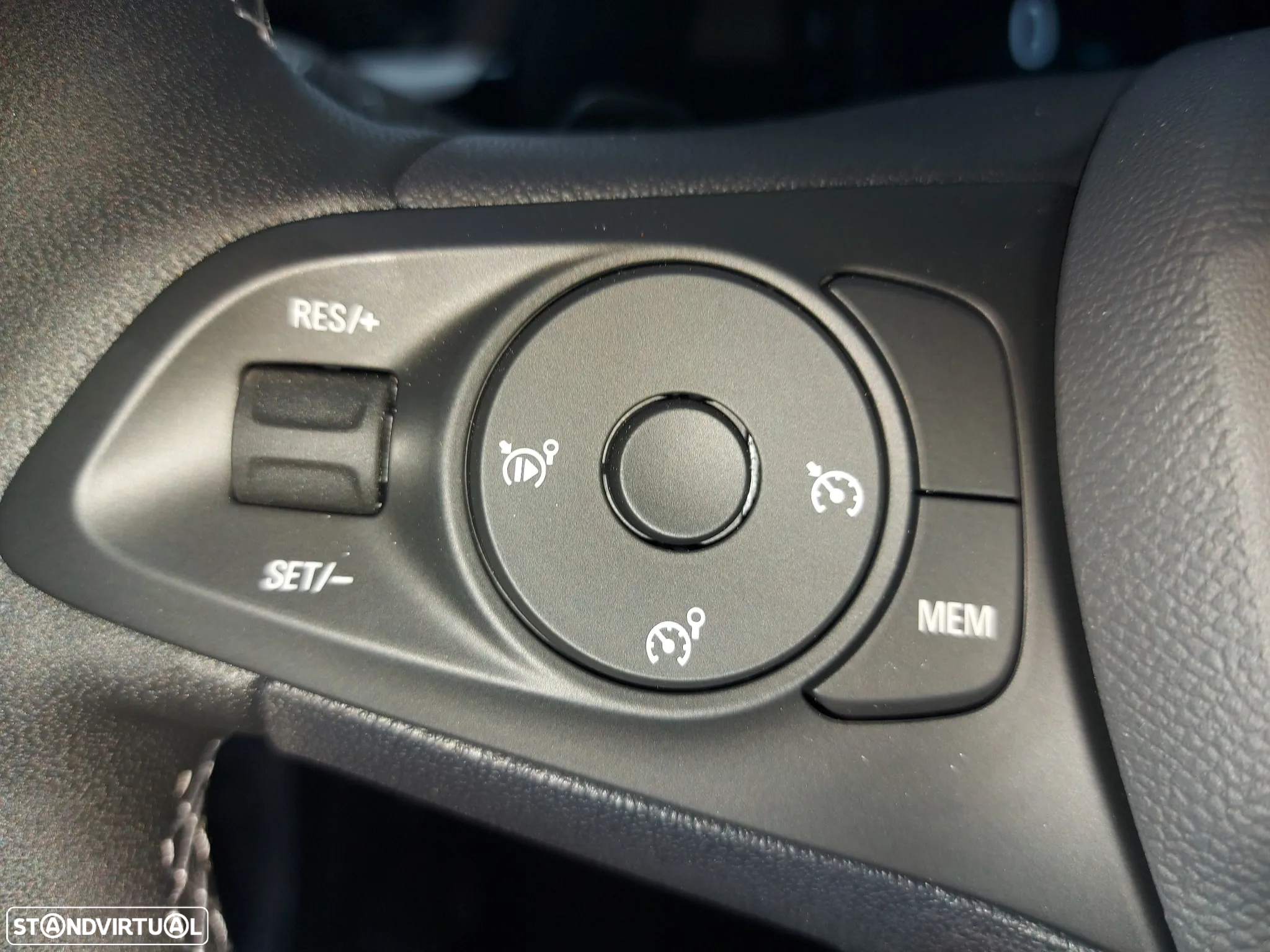 Opel Corsa 1.2 T Hybrid EdCT - 37