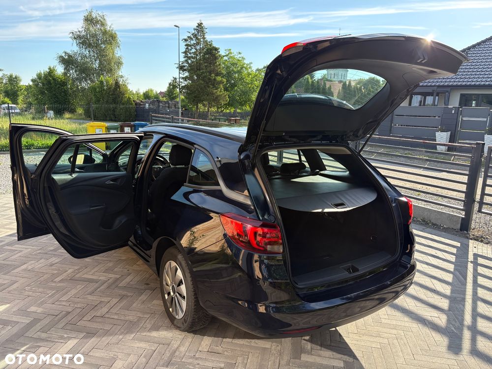 Opel Astra 1.6 CDTI Sport - 17