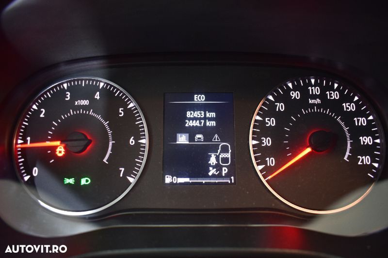 Dacia Sandero TCe 90 CVT Comfort - 11