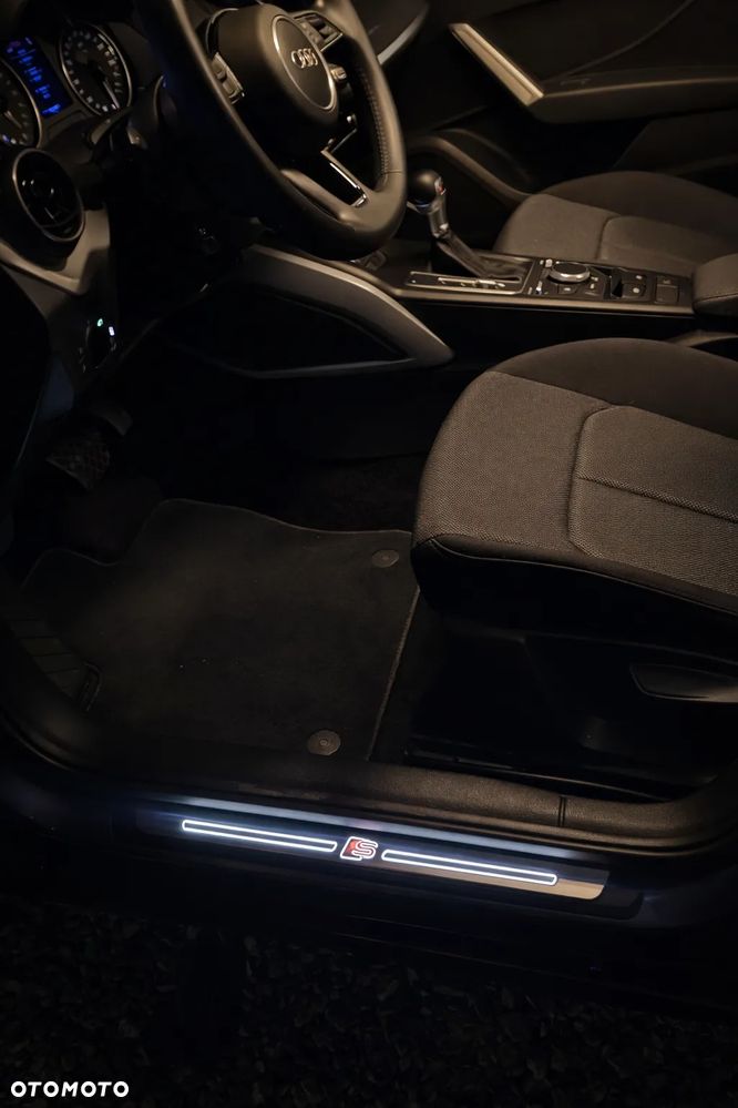 Audi Q2 35 TFSI S Line S tronic - 36