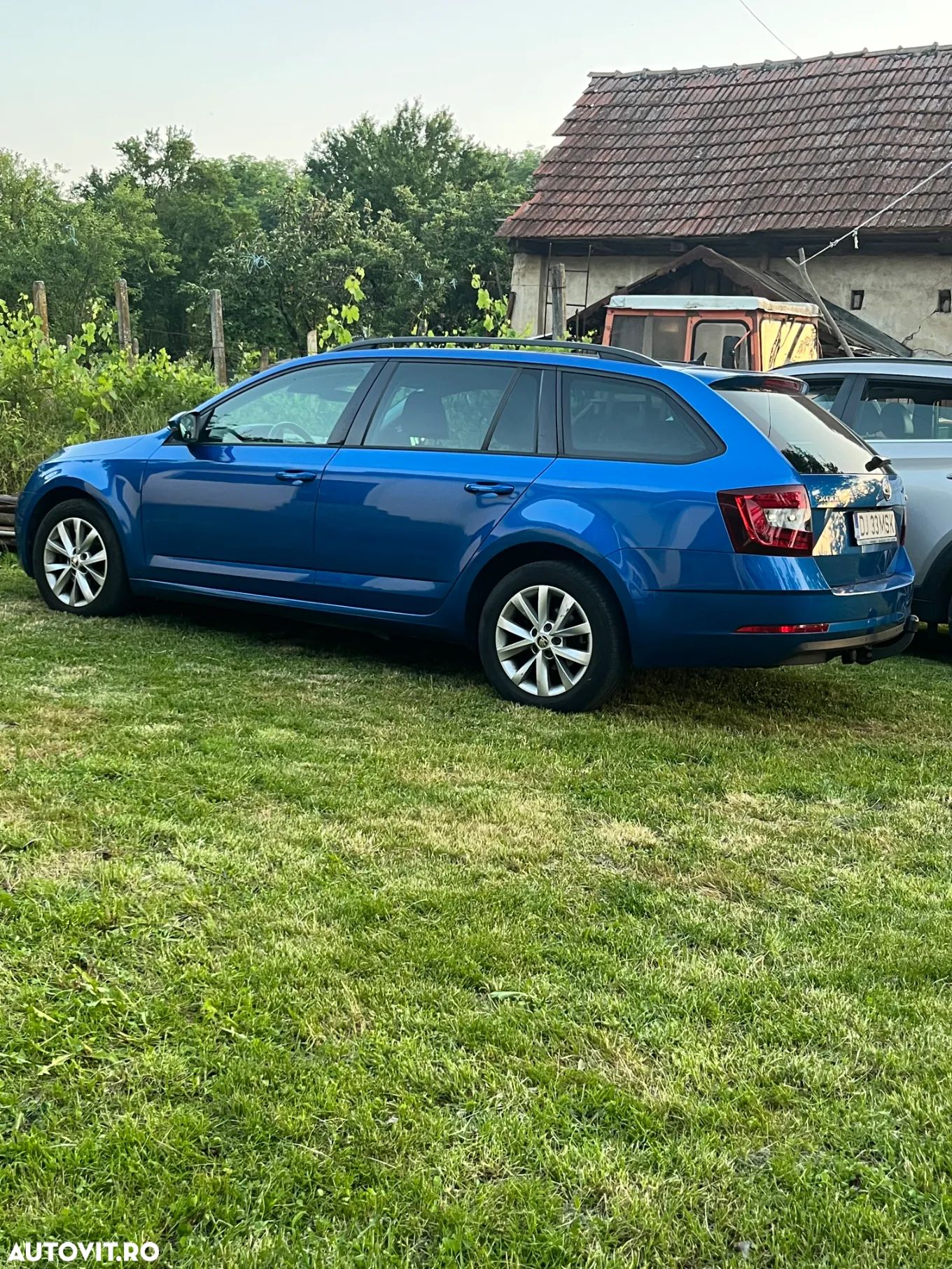 Skoda Octavia 1.6 TDI DSG Ambition - 1