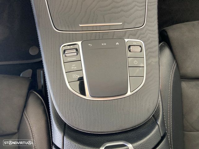 Mercedes-Benz E 300 de AMG Line - 33
