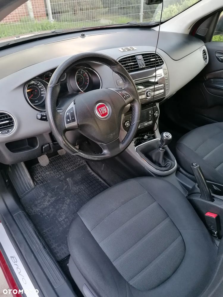 Fiat Bravo 1.4 T-JET 16V Dynamic Euro5 - 19