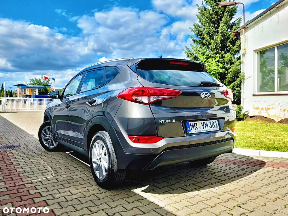 Hyundai Tucson blue 1.6 GDi 2WD Navi - 32