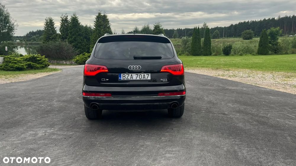 Audi Q7 - 6