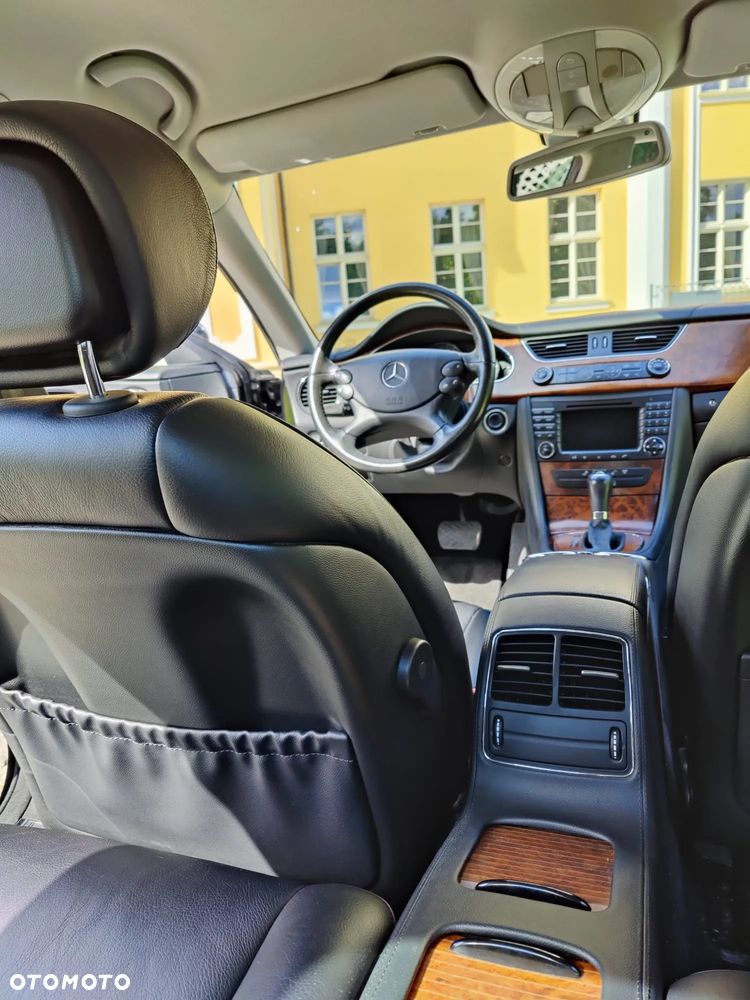 Mercedes-Benz CLS - 4