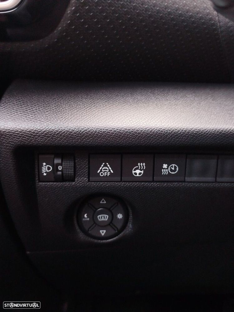 Citroën e-C4 Shine - 30