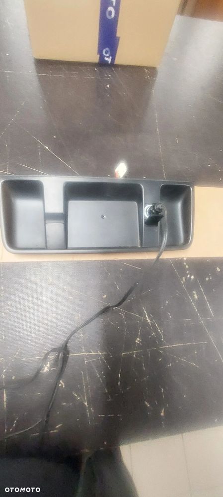 Półka konsolety vw t5 lift 7E0857922 - 2