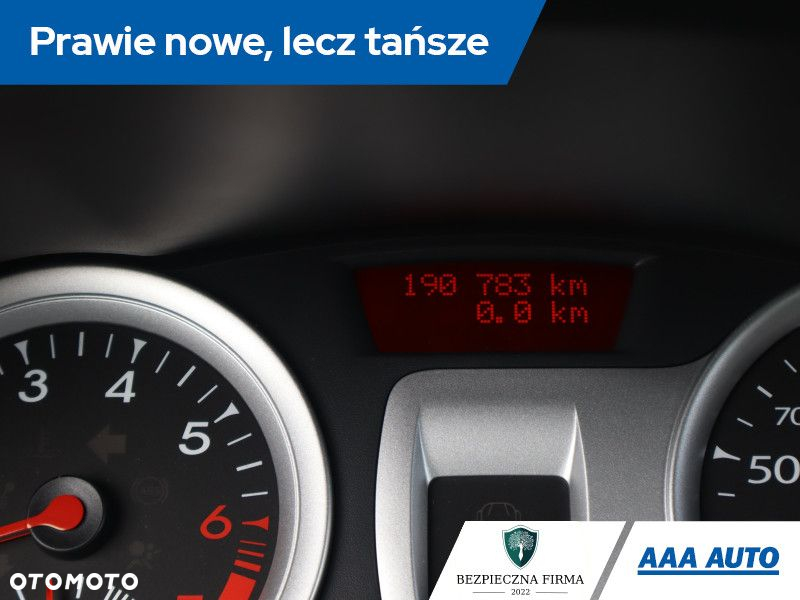 Renault Clio - 12