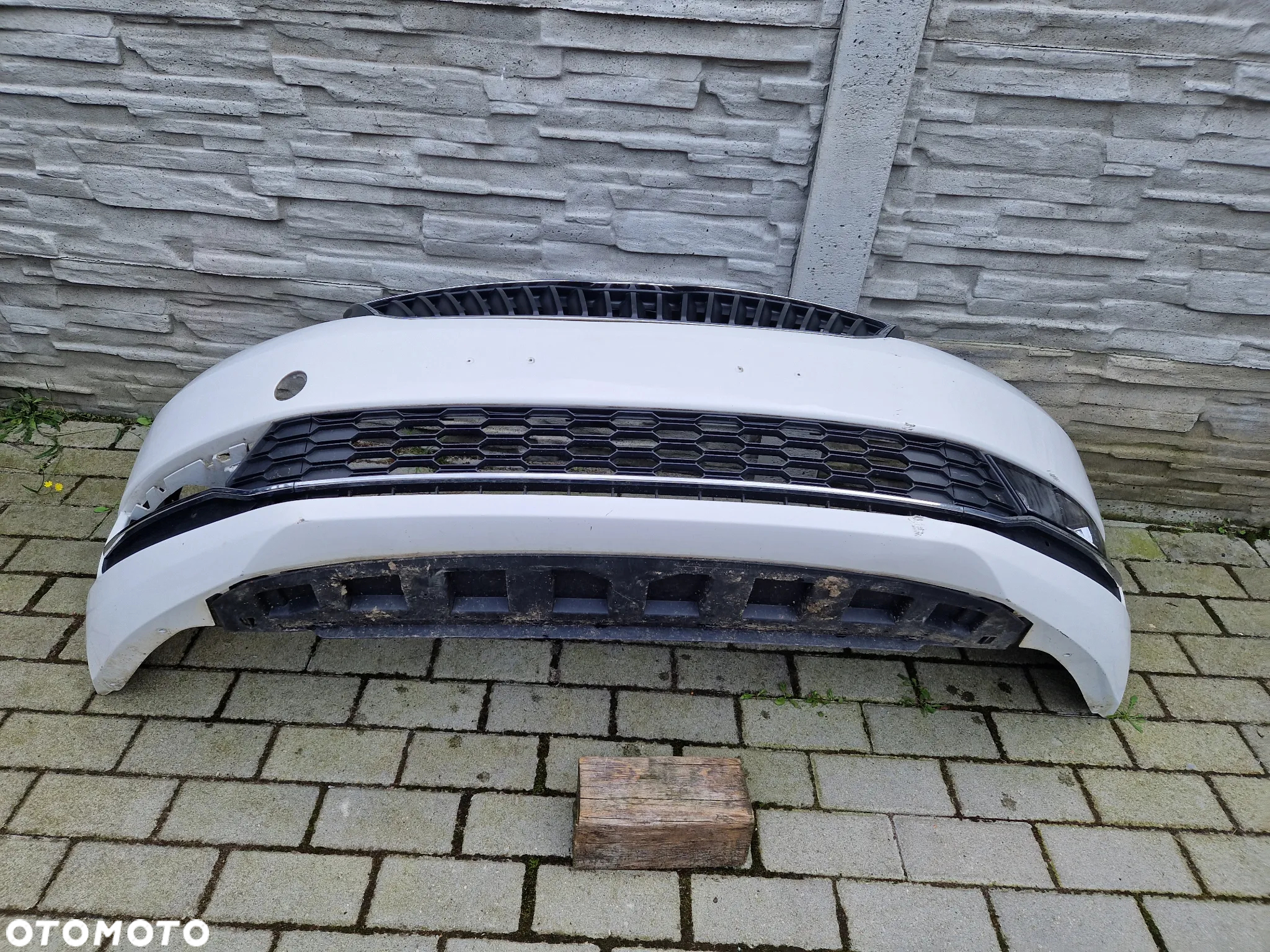 Zderzak Skoda Rapid TSI style - 6