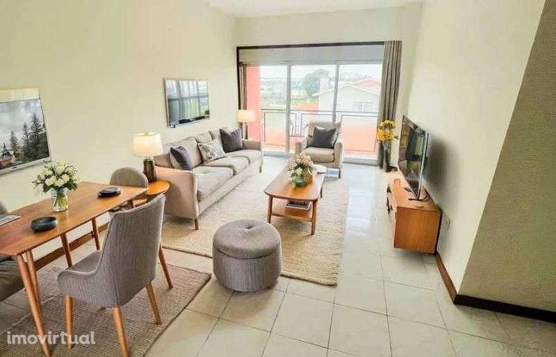 Excelente Apartamento T2 c/suite 2 varandas e garagem - Grande imagem: 4/11