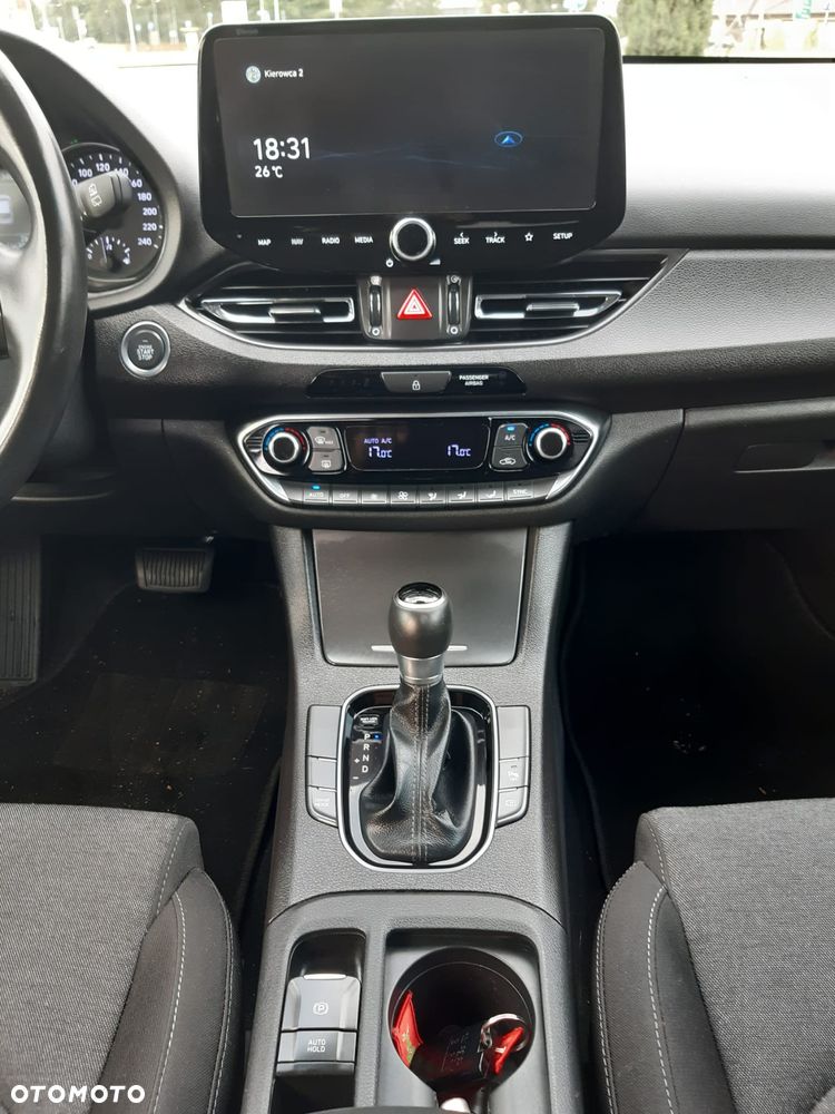 Hyundai i30 1.6 CRDI DCT Premium - 8