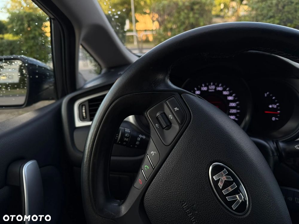 Kia Ceed 1.6 GDI Edition 7 - 35