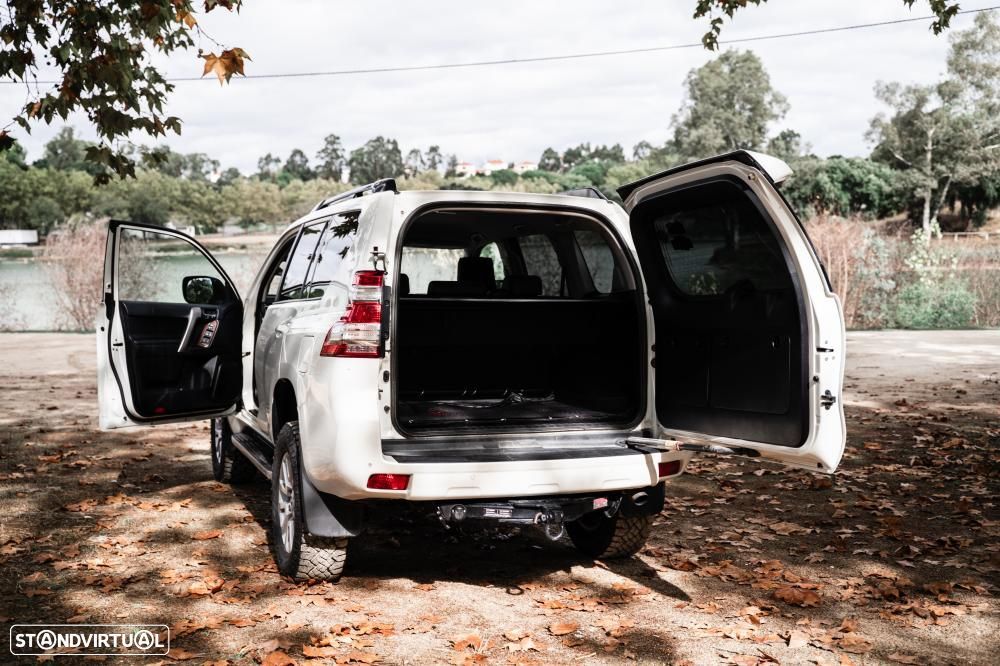 Toyota Land Cruiser Prado - 19