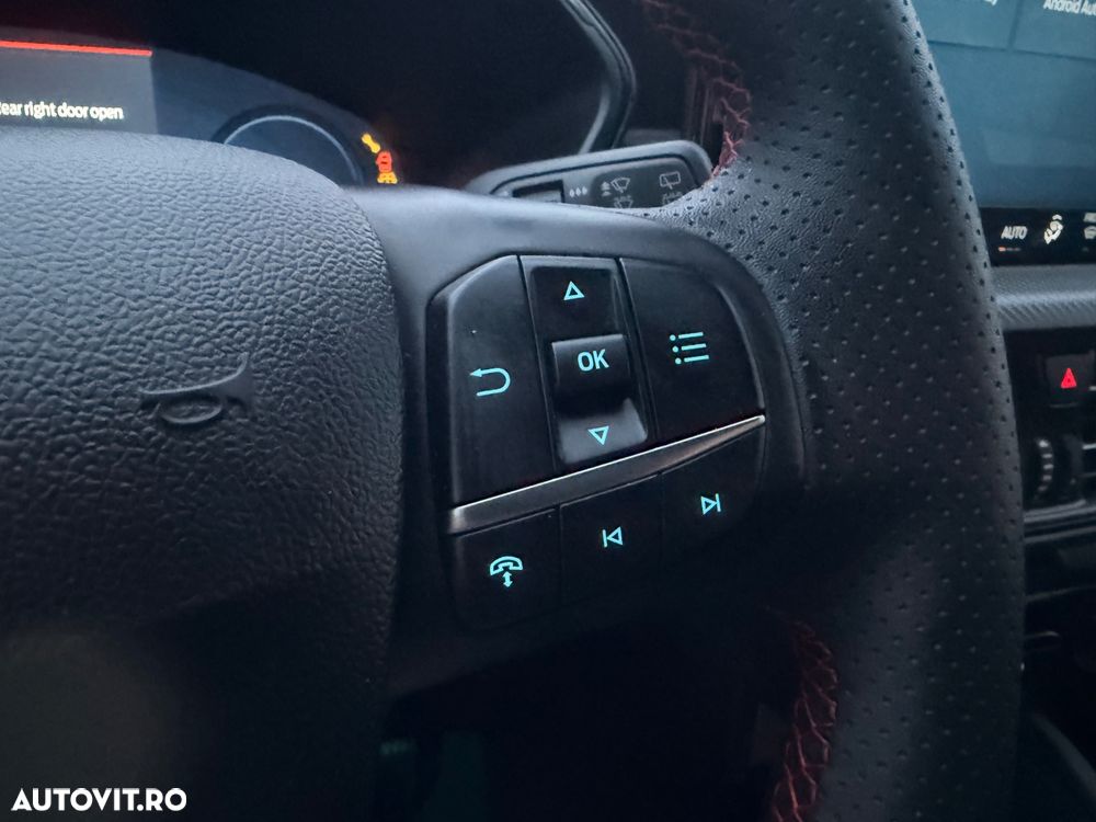 Ford Kuga 1.5 EcoBoost A8 FWD ST-Line - 25