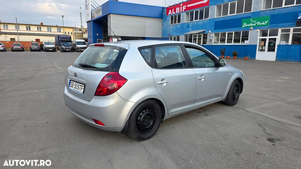 Kia Ceed 1.4 GSL BEST - 16