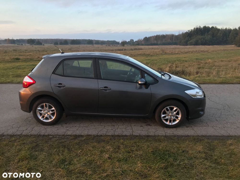 Toyota Auris - 7