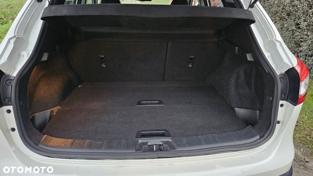 Nissan Qashqai 1.2 DIG-T N-Connecta - 21