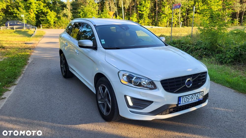 Volvo XC 60 D4 Drive-E R-Design Momentum - 14