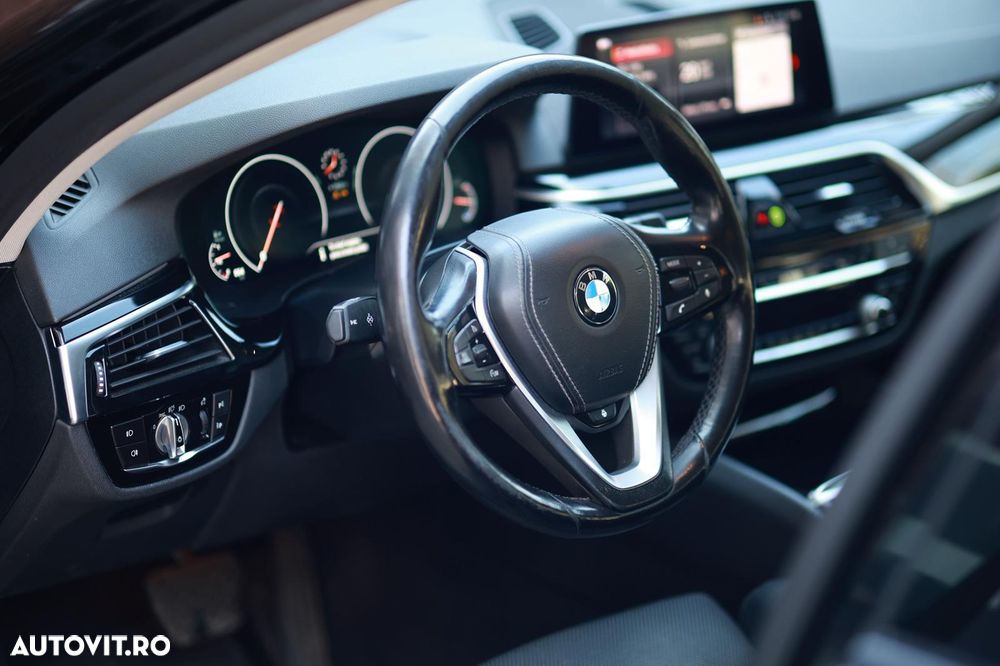 BMW Seria 5 520d xDrive AT - 7