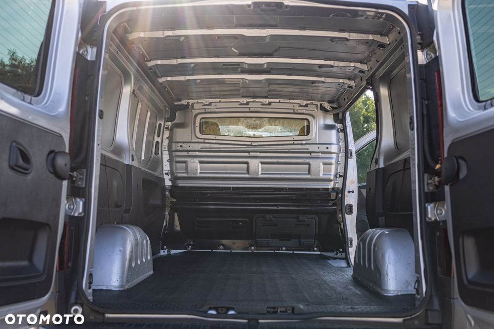 Renault Trafic - 31