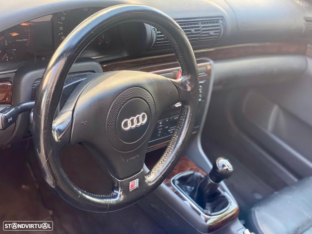 Audi A4 1.9 TDI Sport - 12