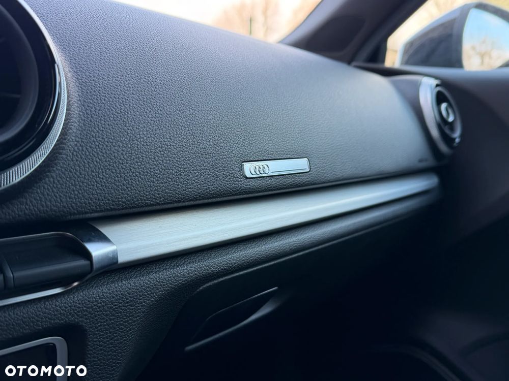 Audi A3 Sportback 2.0 TDI S tronic - 23