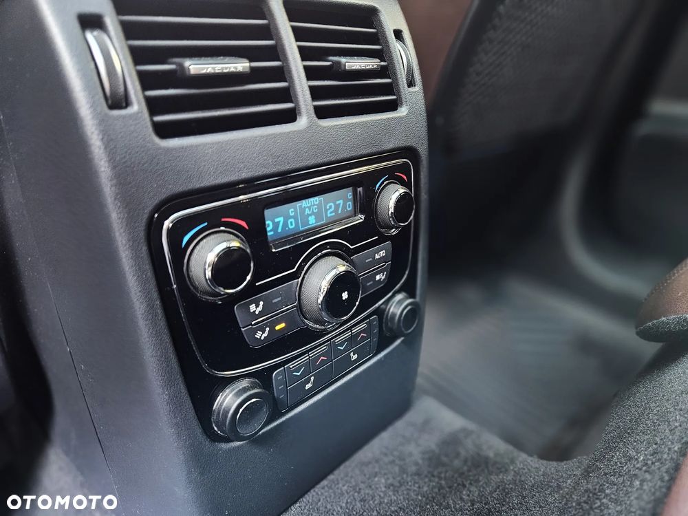 Jaguar F-Pace S AWD - 19