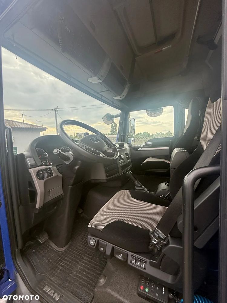 MAN TGL 12250 - 4