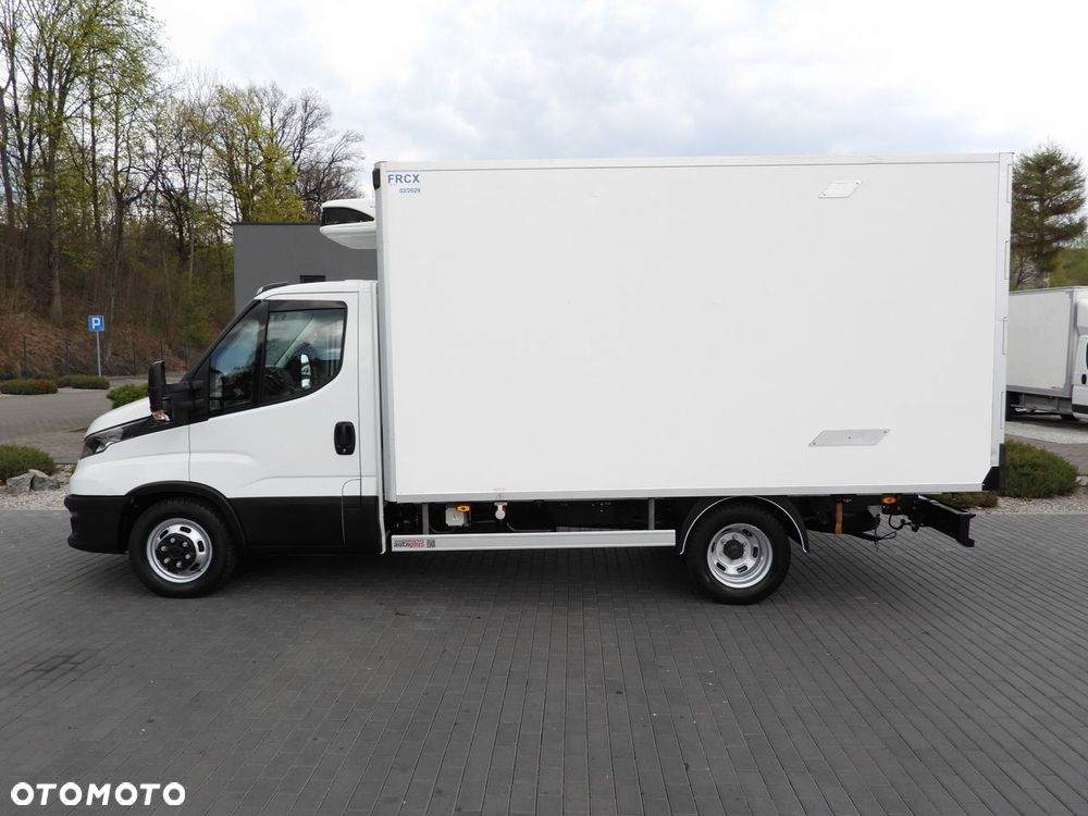 Iveco DAILY 35C16 CHŁODNIA KONTENER -1*C ZASILANIE 230V TEMPOMAT NAWIGACJA BLIŹNIACZE KOŁA KLIMATYZACJA  160KM - 10