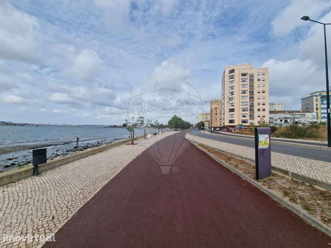 Terreno  para venda - Grande imagem: 2/9