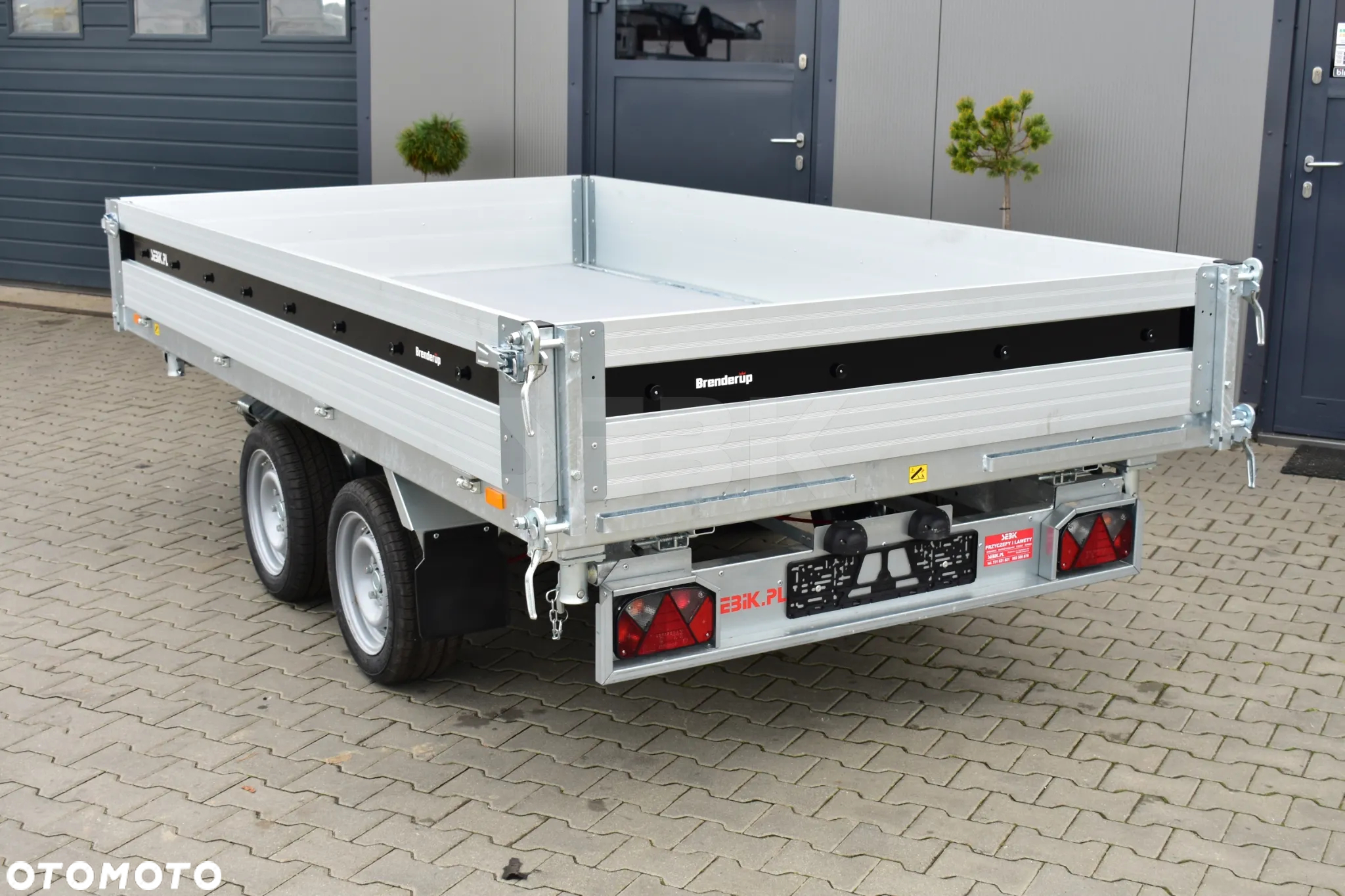 Brenderup MOCNY I LEKKI KIPER 3 STRONY TT5325 DMC 3500 kg. - 6