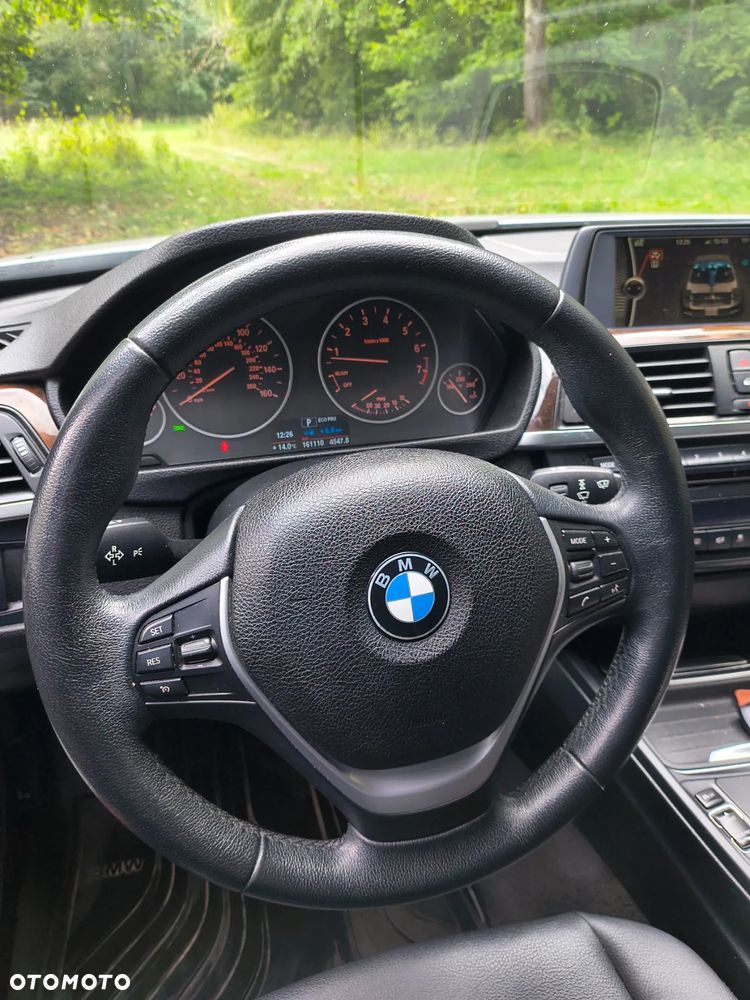 BMW Seria 3 328i xDrive Luxury Line - 18