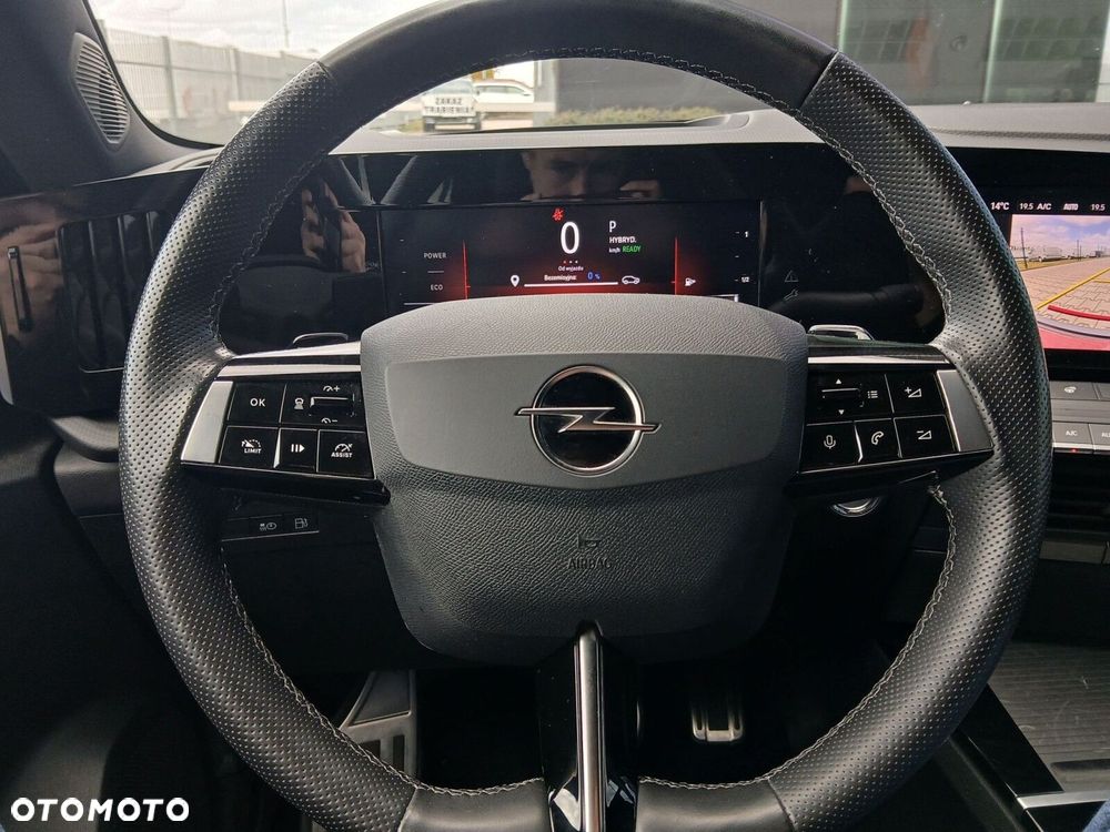 Opel Astra 1.6 T Plug-in Hybrid GS - 12
