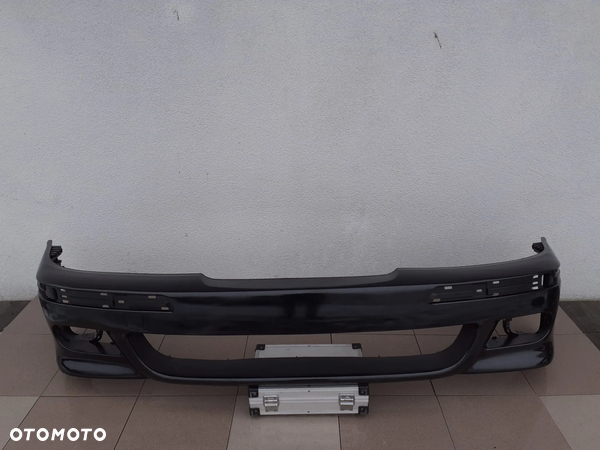 ZDERZAK BMW E39 M PAKIET SCHWARZ II PRZEDNI PRZÓD ORYGINALNY WYSYŁKA BDB