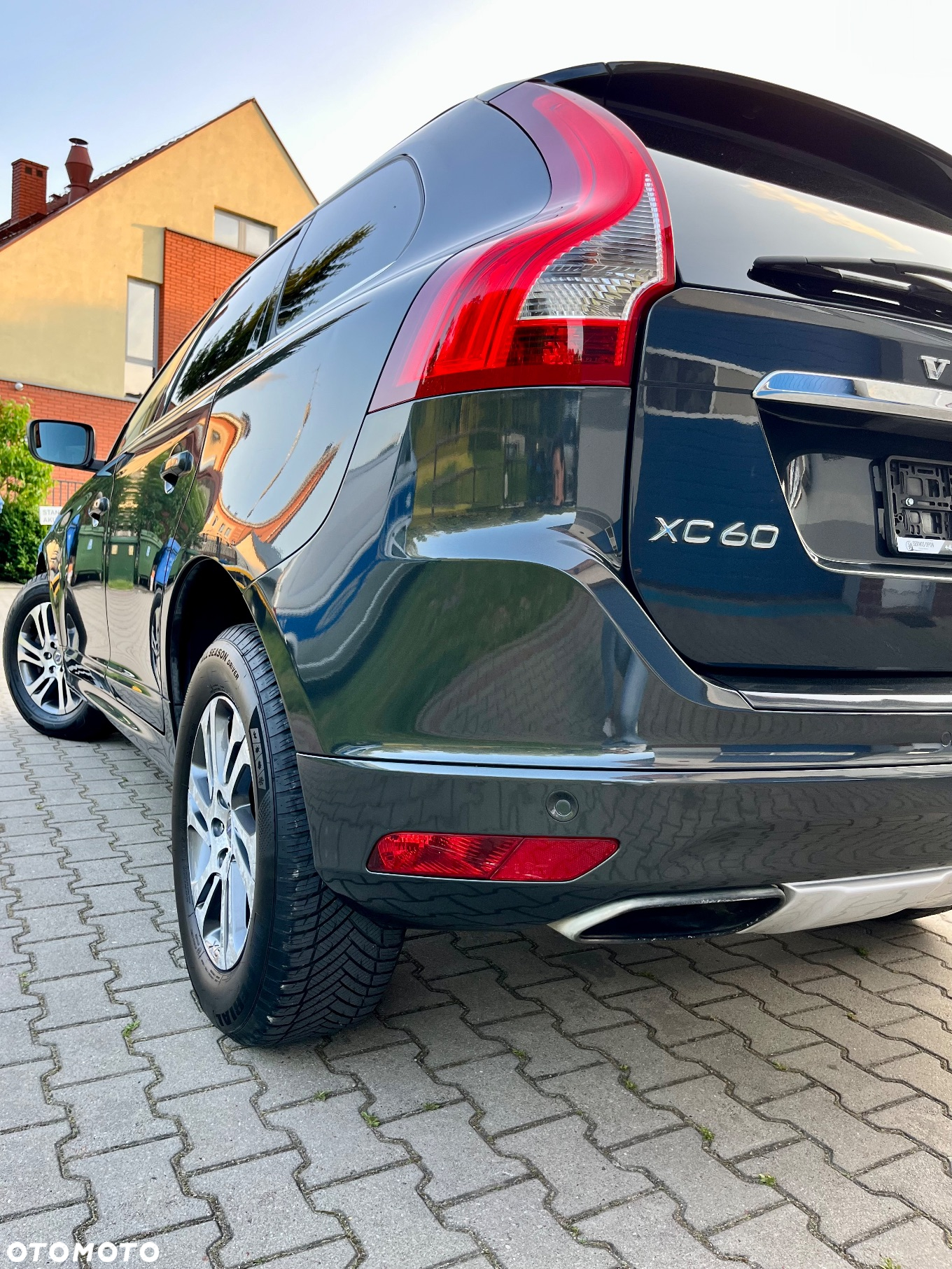 Volvo XC 60 D4 Momentum - 8