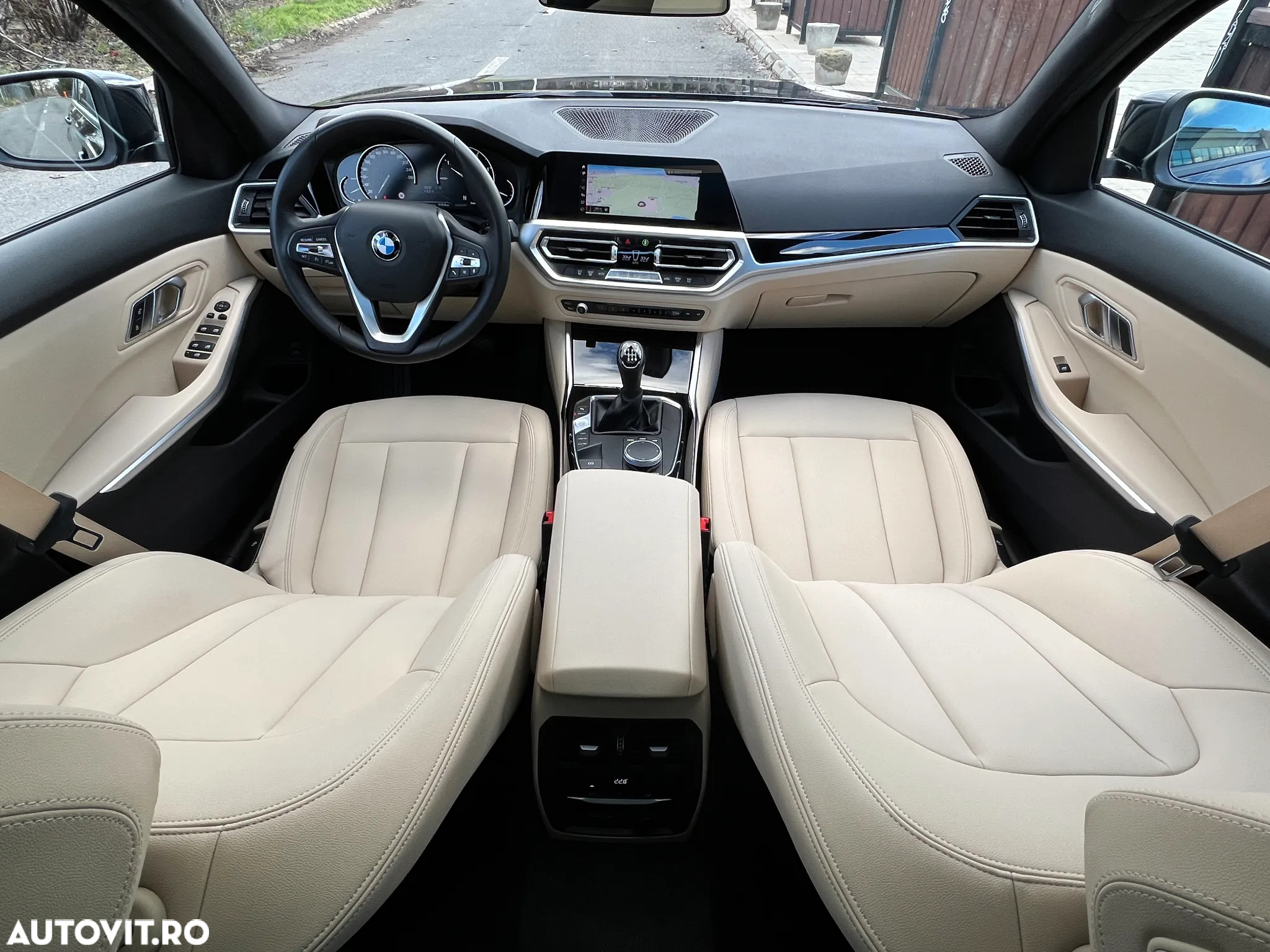 BMW Seria 3 318d Luxury Line - 3