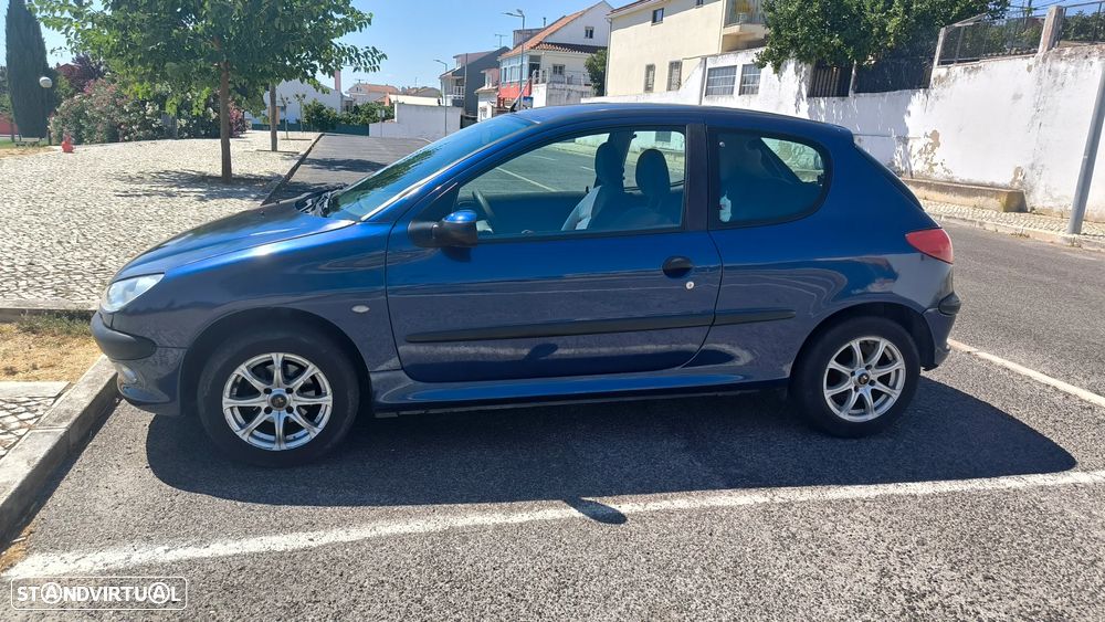 Peugeot 206 - 3