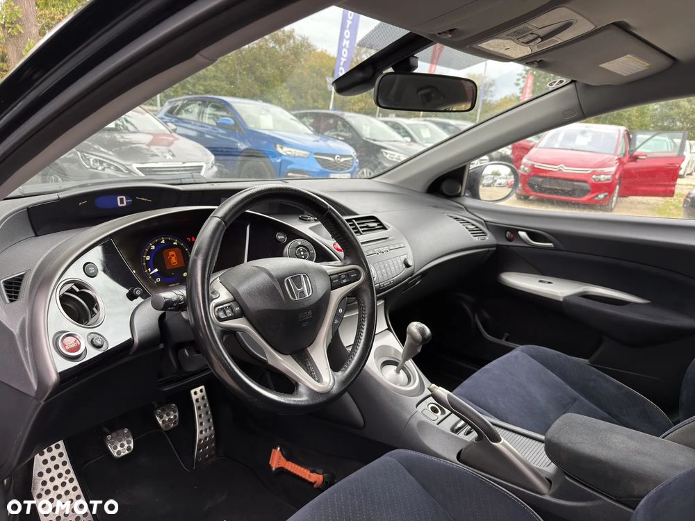 Honda Civic 1.8 Executive - 7